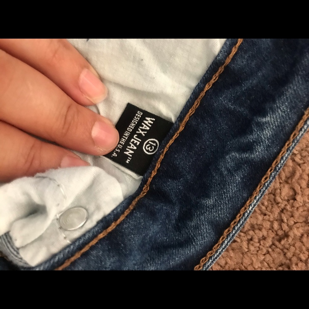 Jeans 👖 - Picture 2 of 3